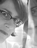 http://webfarm.foliolink.com/rating_img/200689173957_murielportrait.jpg