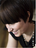 http://webfarm.foliolink.com/rating_img/200961194621_chehrartistsimage.jpg