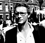 http://webfarm.foliolink.com/rating_img/2010422114957_garyswannartistsphotofeatur.jpg