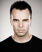 http://webfarm.foliolink.com/rating_img/2012122162650_Shimon_portrait.jpg